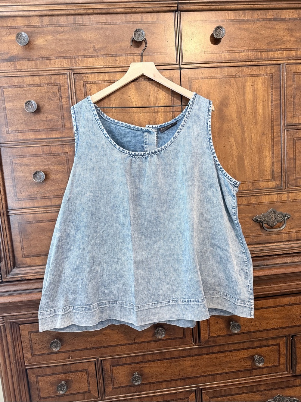 Lane Bryant Light Wash Blue Sleeveless Tank - Picture 4 of 16